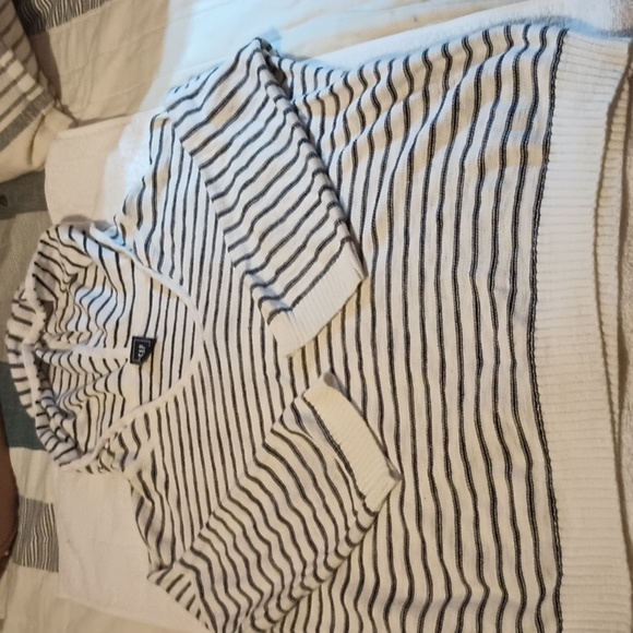 GAP sweater - Picture 1 of 3